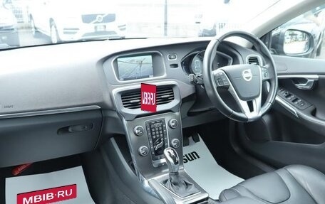 Volvo V40 II рестайлинг, 2017 год, 13 фотография