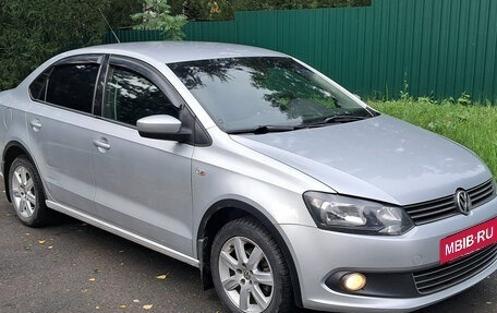 Volkswagen Polo VI (EU Market), 2011 год, 850 000 рублей, 3 фотография