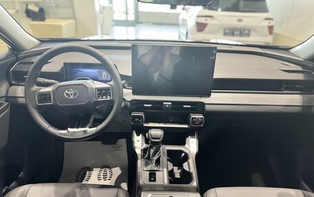 Toyota RAV4, 2026 год, 5 000 000 рублей, 7 фотография