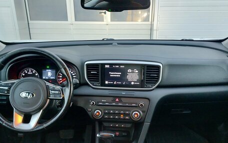 KIA Sportage IV рестайлинг, 2020 год, 2 015 000 рублей, 8 фотография