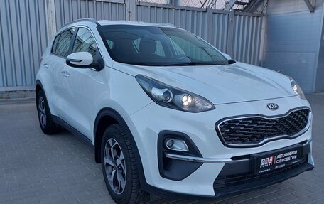 KIA Sportage IV рестайлинг, 2020 год, 2 015 000 рублей, 3 фотография