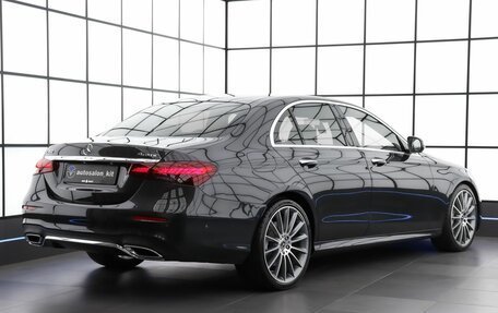 Mercedes-Benz E-Класс, 2021 год, 4 890 000 рублей, 7 фотография