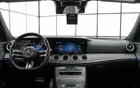 Mercedes-Benz E-Класс, 2021 год, 4 890 000 рублей, 14 фотография