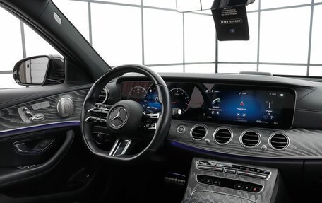 Mercedes-Benz E-Класс, 2021 год, 4 890 000 рублей, 13 фотография