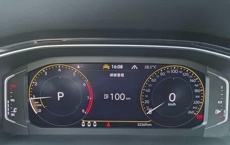 Volkswagen T-Roc I, 2022 год, 1 400 800 рублей, 10 фотография
