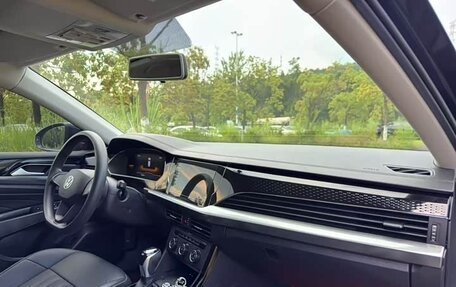 Volkswagen Passat B8 рестайлинг, 2022 год, 1 968 000 рублей, 14 фотография