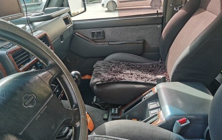 Nissan Patrol, 1997 год, 1 200 000 рублей, 15 фотография