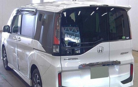 Honda Stepwgn IV, 2019 год, 1 600 000 рублей, 3 фотография