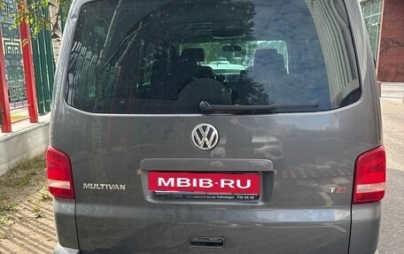 Volkswagen Multivan T5, 2012 год, 2 400 000 рублей, 3 фотография