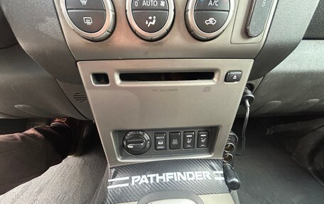 Nissan Pathfinder, 2007 год, 990 000 рублей, 22 фотография