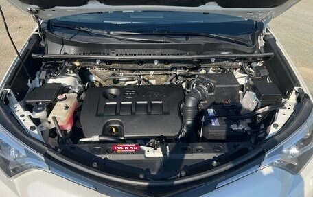 Toyota RAV4, 2017 год, 2 600 000 рублей, 27 фотография