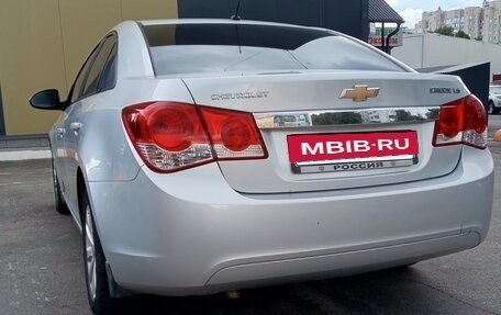 Chevrolet Cruze II, 2011 год, 670 000 рублей, 4 фотография