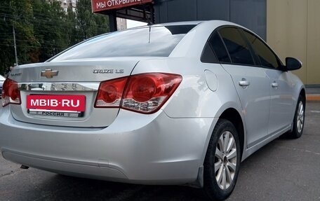 Chevrolet Cruze II, 2011 год, 670 000 рублей, 3 фотография