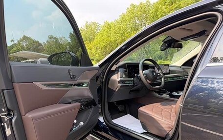 BMW 7 серия, 2023 год, 10 645 000 рублей, 15 фотография
