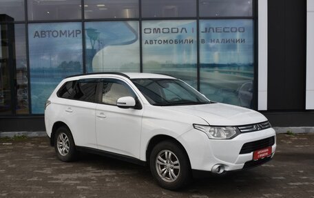Mitsubishi Outlander III рестайлинг 3, 2013 год, 1 150 000 рублей, 3 фотография