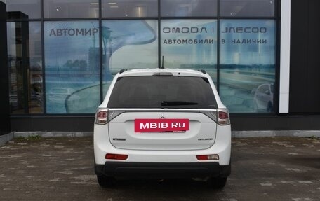 Mitsubishi Outlander III рестайлинг 3, 2013 год, 1 150 000 рублей, 6 фотография
