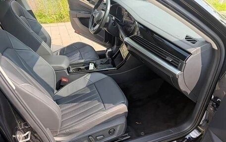 Volkswagen Passat B8 рестайлинг, 2022 год, 2 174 000 рублей, 22 фотография