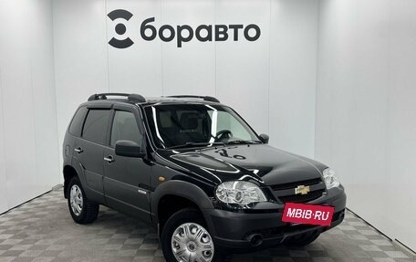 Chevrolet Niva I рестайлинг, 2017 год, 775 000 рублей, 2 фотография