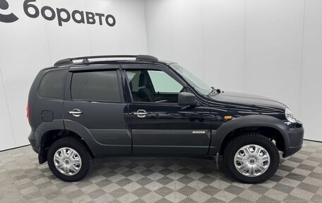Chevrolet Niva I рестайлинг, 2017 год, 775 000 рублей, 10 фотография