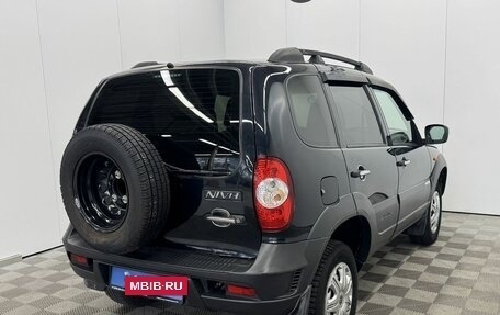 Chevrolet Niva I рестайлинг, 2017 год, 775 000 рублей, 5 фотография