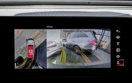 Mercedes-Benz EQC, 2022 год, 9 321 000 рублей, 6 фотография