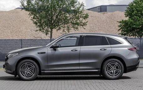 Mercedes-Benz EQC, 2022 год, 9 321 000 рублей, 17 фотография