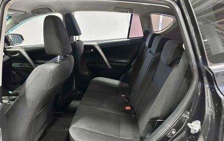 Toyota RAV4, 2015 год, 2 107 000 рублей, 12 фотография