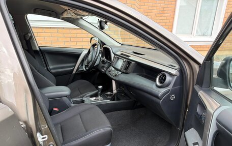 Toyota RAV4, 2017 год, 2 350 000 рублей, 7 фотография