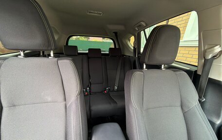 Toyota RAV4, 2017 год, 2 350 000 рублей, 8 фотография