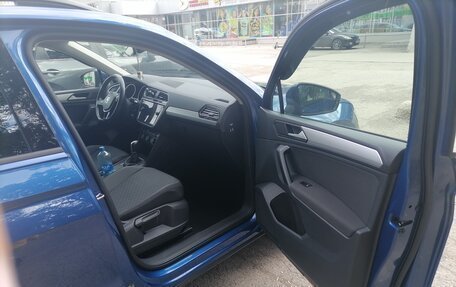 Volkswagen Tiguan II, 2019 год, 2 590 000 рублей, 11 фотография