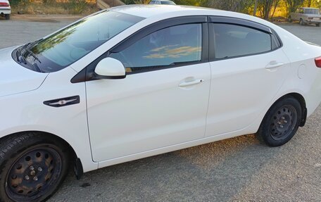 KIA Rio III рестайлинг, 2015 год, 1 000 000 рублей, 4 фотография