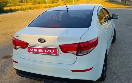KIA Rio III рестайлинг, 2015 год, 1 000 000 рублей, 2 фотография