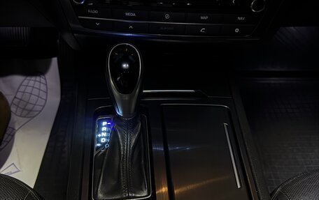 Hyundai Genesis II, 2016 год, 2 090 000 рублей, 14 фотография