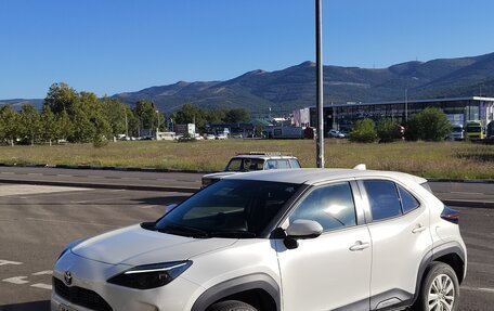 Toyota Yaris, 2020 год, 2 100 000 рублей, 2 фотография