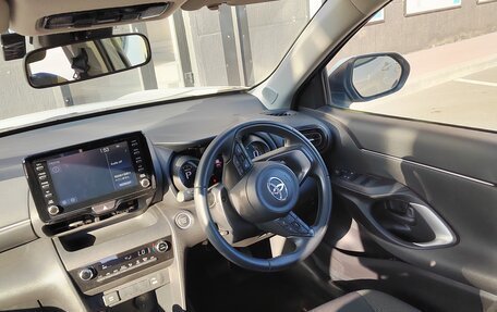 Toyota Yaris, 2020 год, 2 100 000 рублей, 5 фотография