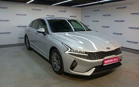KIA K5, 2021 год, 1 960 000 рублей, 1 фотография