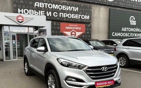 Hyundai Tucson III, 2018 год, 2 300 000 рублей, 1 фотография