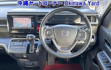 Honda Stepwgn IV, 2015 год, 1 675 000 рублей, 12 фотография