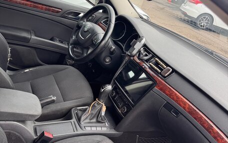 Skoda Superb III рестайлинг, 2010 год, 540 000 рублей, 5 фотография