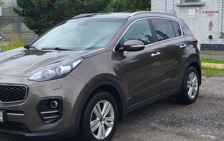 KIA Sportage IV рестайлинг, 2017 год, 1 900 000 рублей, 2 фотография