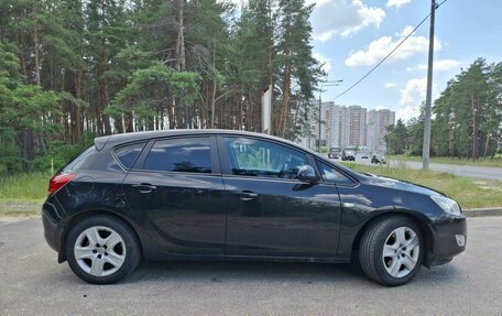 Opel Astra J, 2011 год, 870 000 рублей, 8 фотография
