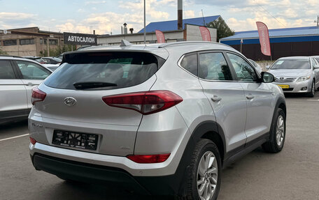 Hyundai Tucson III, 2018 год, 2 300 000 рублей, 7 фотография