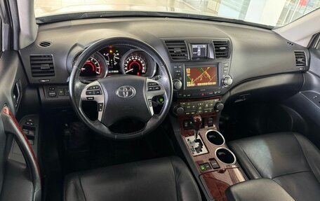Toyota Highlander III, 2012 год, 2 000 000 рублей, 24 фотография