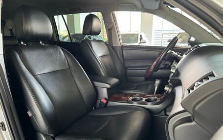 Toyota Highlander III, 2012 год, 2 000 000 рублей, 32 фотография