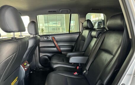 Toyota Highlander III, 2012 год, 2 000 000 рублей, 30 фотография