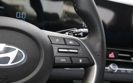Hyundai Elantra, 2025 год, 2 410 000 рублей, 16 фотография