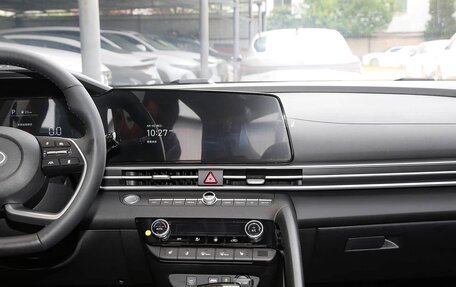 Hyundai Elantra, 2025 год, 2 410 000 рублей, 12 фотография