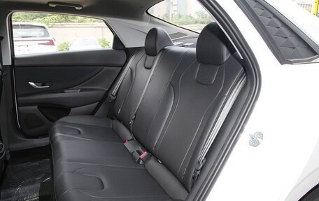 Hyundai Elantra, 2025 год, 2 410 000 рублей, 31 фотография