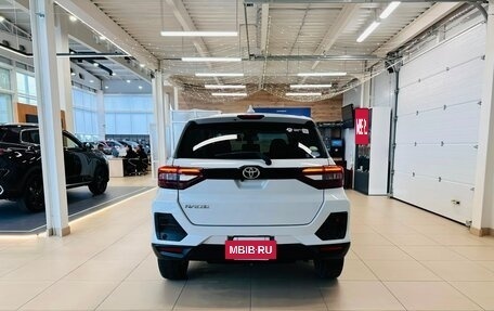 Toyota Raize I, 2021 год, 1 799 000 рублей, 5 фотография