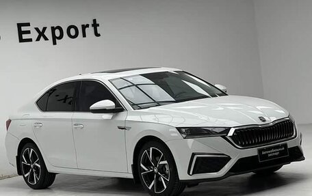Skoda Octavia IV, 2023 год, 2 390 000 рублей, 2 фотография